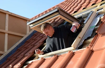 Pose de fenêtres de toit Velux à Helleville